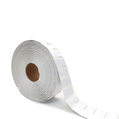 金属の札の白いラベル70*30mm 860-960MHzのUHF適用範囲が広いRFID