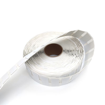 金属の札の白いラベル70*30mm 860-960MHzのUHF適用範囲が広いRFID